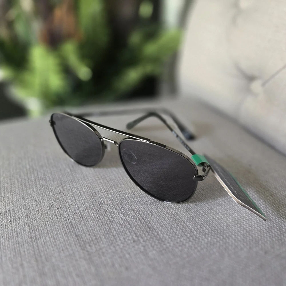 NWT Foster‎ Grant Mens Black Aviator Polarized Sunglasses